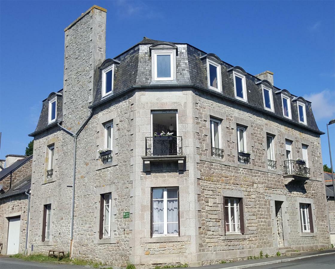 Les Forges Du Lou Leilighet Jugon-les-Lacs Eksteriør bilde
