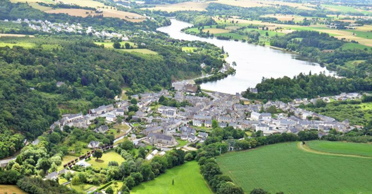 Les Forges Du Lou Leilighet Jugon-les-Lacs Eksteriør bilde